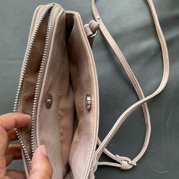 Collab vegan leather bag. Gently used like new. - Picture 4 of 4